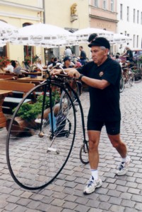 sportlicher Hochradfahrer aus Tschechien